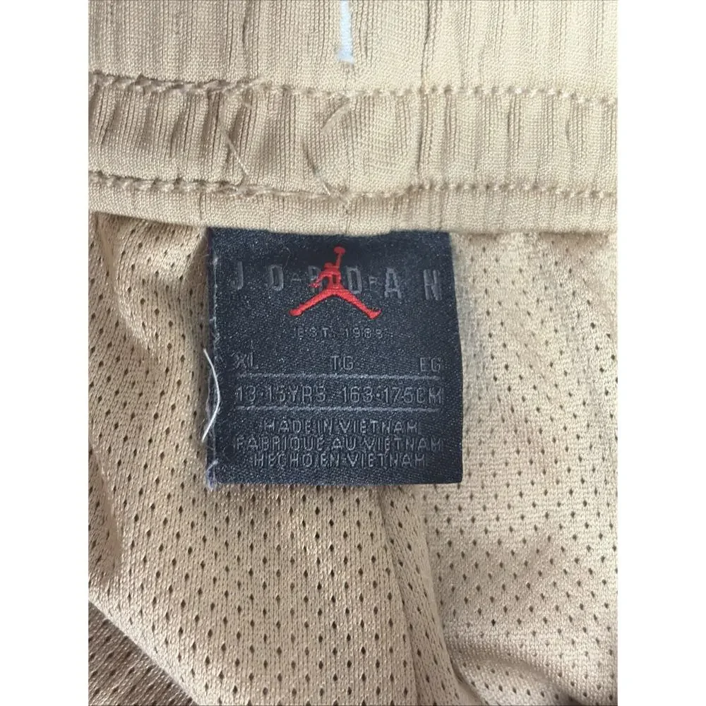 Jordan White & Tan Hoodie + Shorts Set - Nike Jordan - Sz XL (13-15 Years)